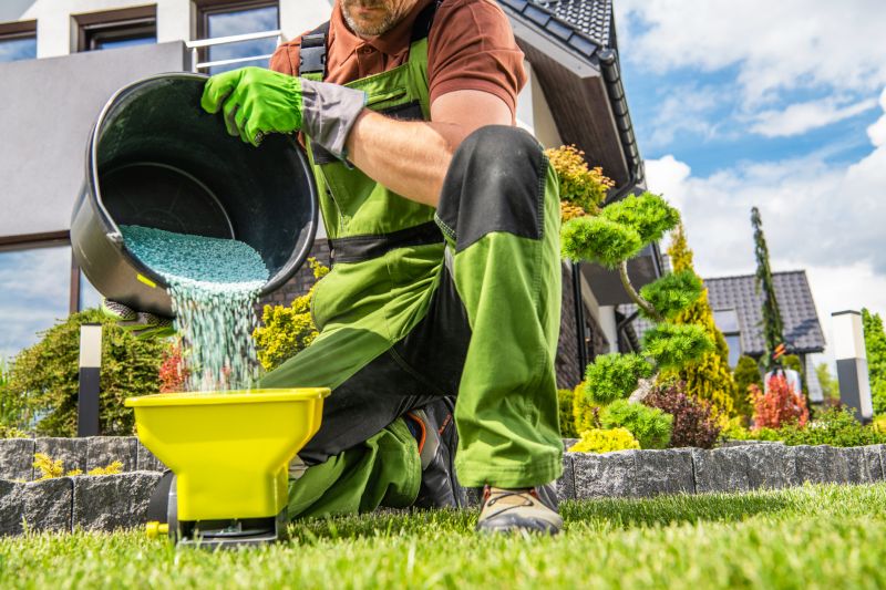 Grass Fertilizing Service in Honolulu, HI